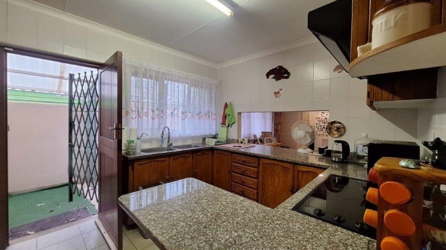 3 Bedroom Property for Sale in Southport KwaZulu-Natal