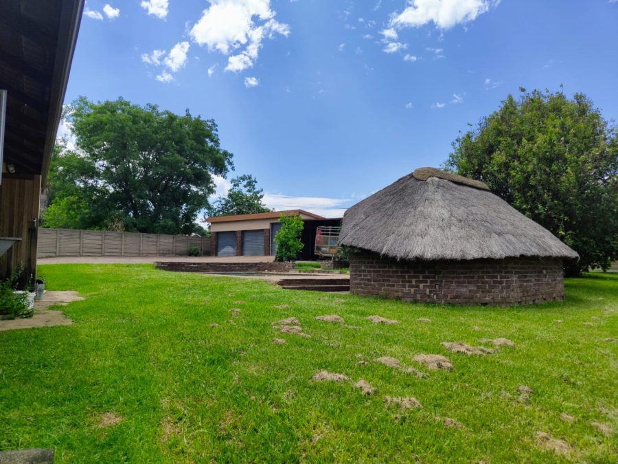  Bedroom Property for Sale in Aviary Hill KwaZulu-Natal