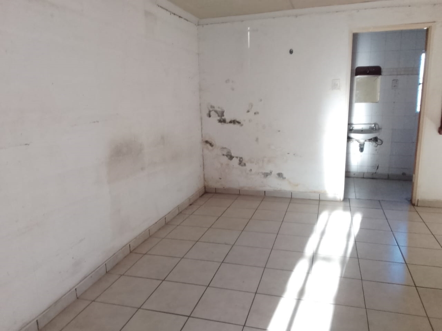 2 Bedroom Property for Sale in Hilldrop KwaZulu-Natal
