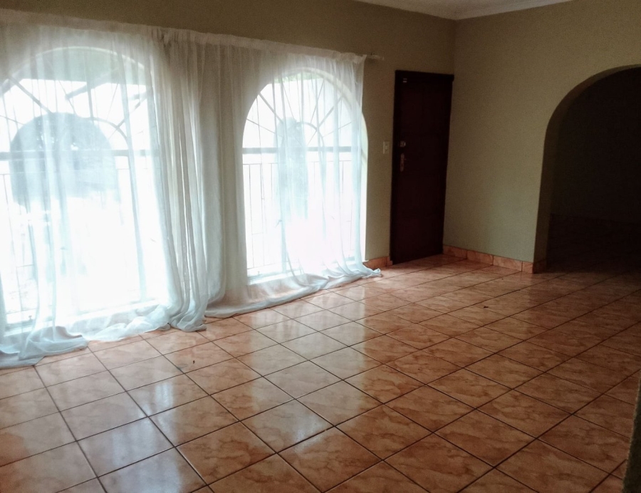 3 Bedroom Property for Sale in Aviary Hill KwaZulu-Natal