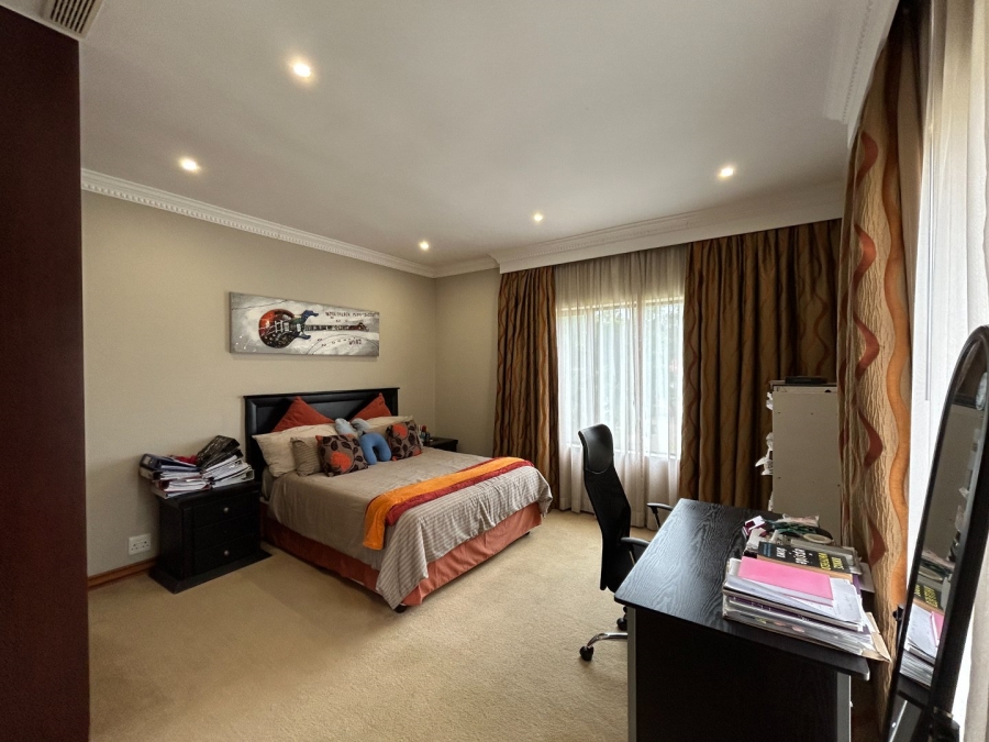 4 Bedroom Property for Sale in Schuinshoogte KwaZulu-Natal