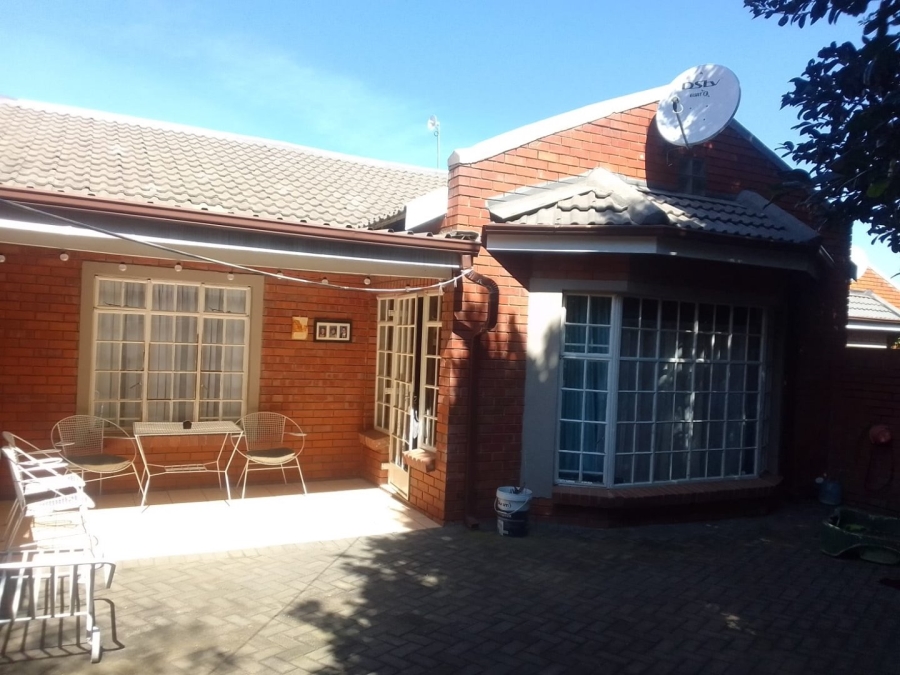 2 Bedroom Property for Sale in Aviary Hill KwaZulu-Natal