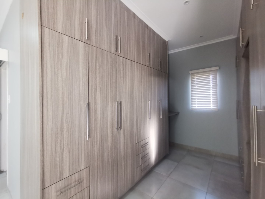 To Let 1 Bedroom Property for Rent in Huttenheights KwaZulu-Natal