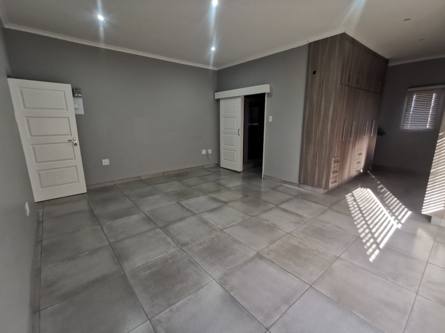 To Let 1 Bedroom Property for Rent in Huttenheights KwaZulu-Natal