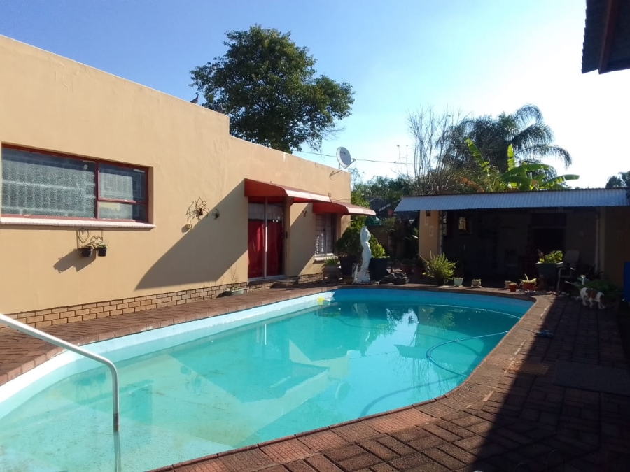 6 Bedroom Property for Sale in Arborpark KwaZulu-Natal