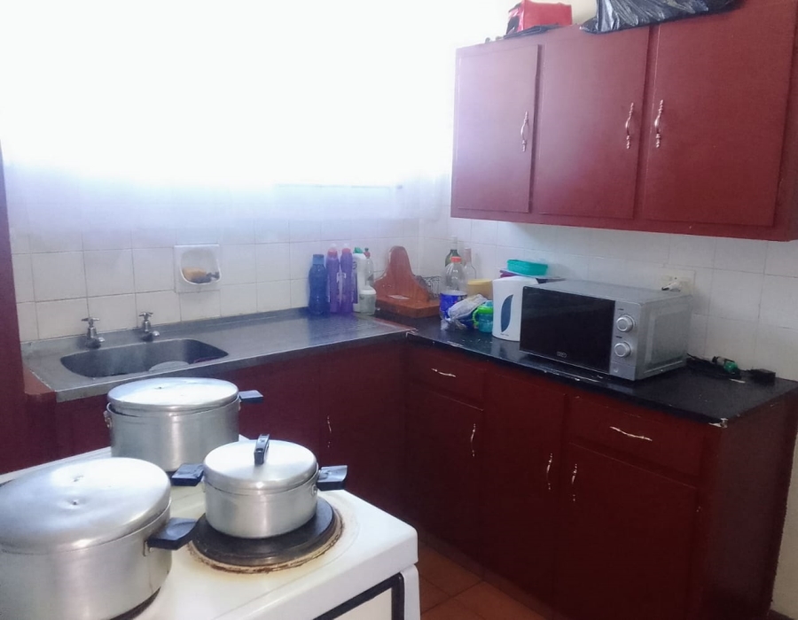 1 Bedroom Property for Sale in Barry Hertzog Park KwaZulu-Natal