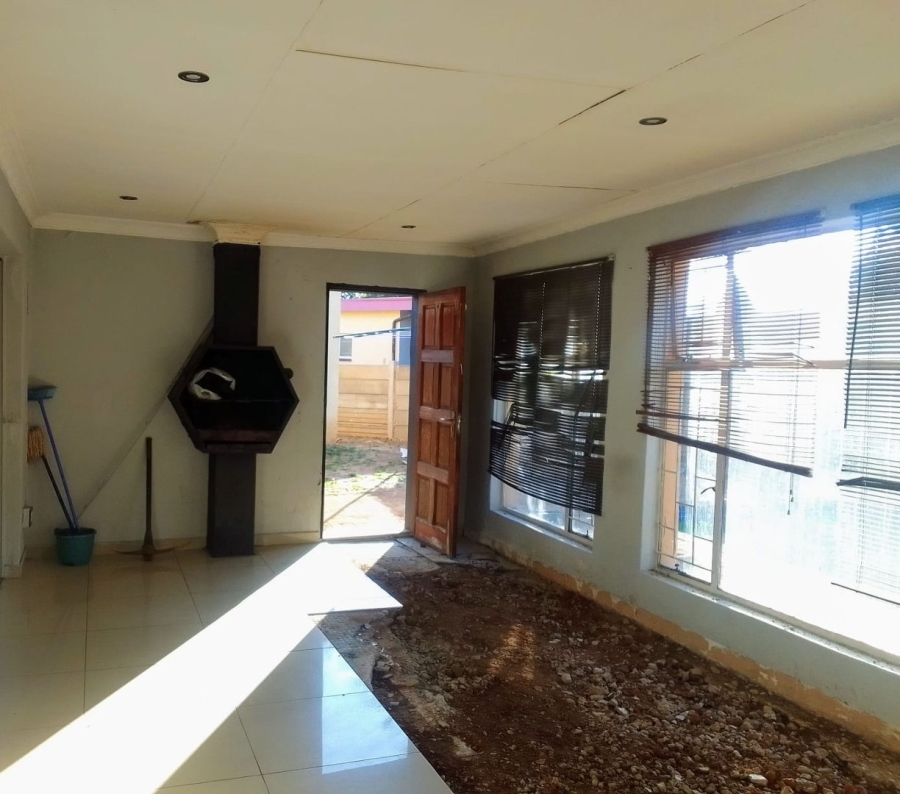 3 Bedroom Property for Sale in Barry Hertzog Park KwaZulu-Natal