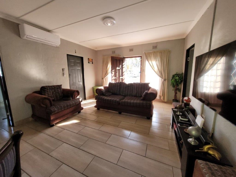 2 Bedroom Property for Sale in Sunwich Port KwaZulu-Natal