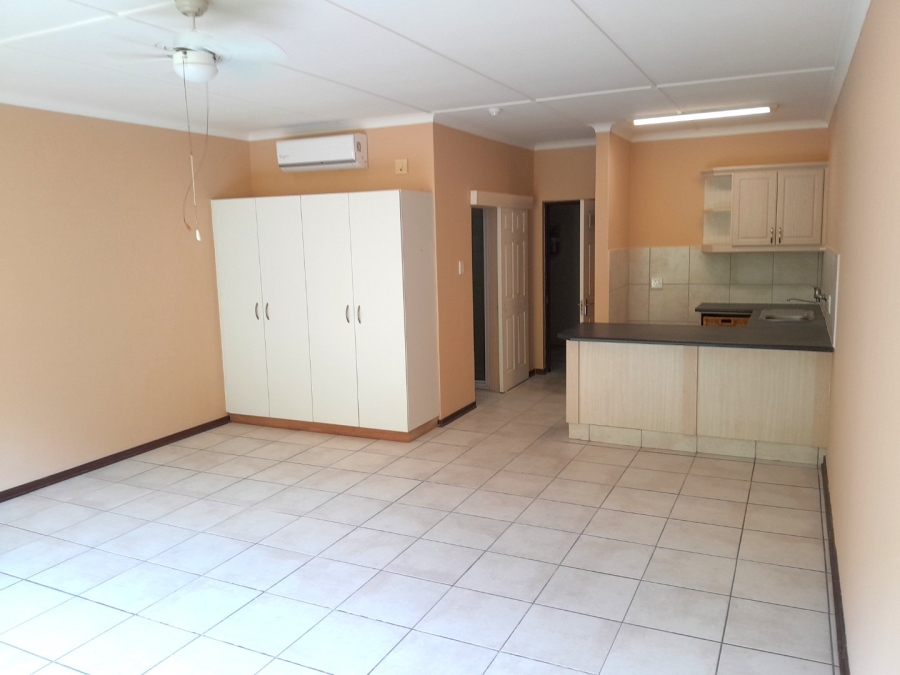 1 Bedroom Property for Sale in Freeland Park KwaZulu-Natal