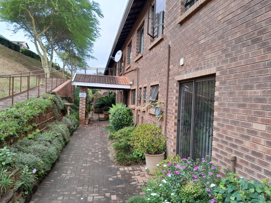 1 Bedroom Property for Sale in Freeland Park KwaZulu-Natal