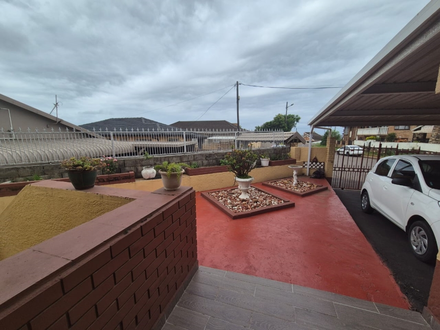  Bedroom Property for Sale in Mobeni Heights KwaZulu-Natal