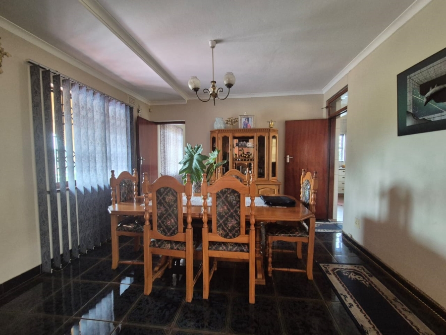  Bedroom Property for Sale in Mobeni Heights KwaZulu-Natal