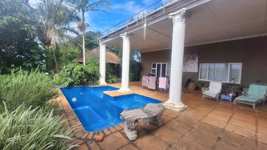 4 Bedroom Property for Sale in Umtentweni KwaZulu-Natal