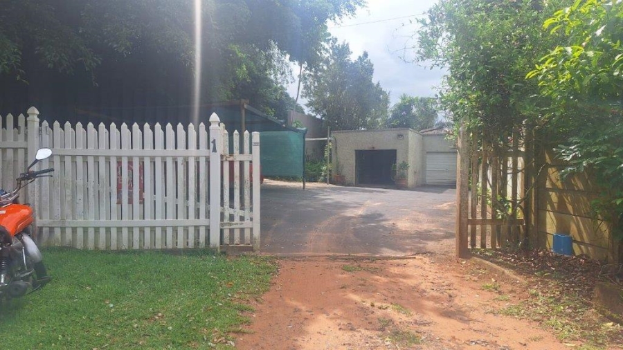 4 Bedroom Property for Sale in Umtentweni KwaZulu-Natal