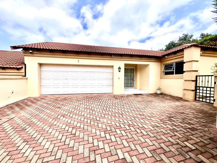 3 Bedroom Property for Sale in Aviary Hill KwaZulu-Natal