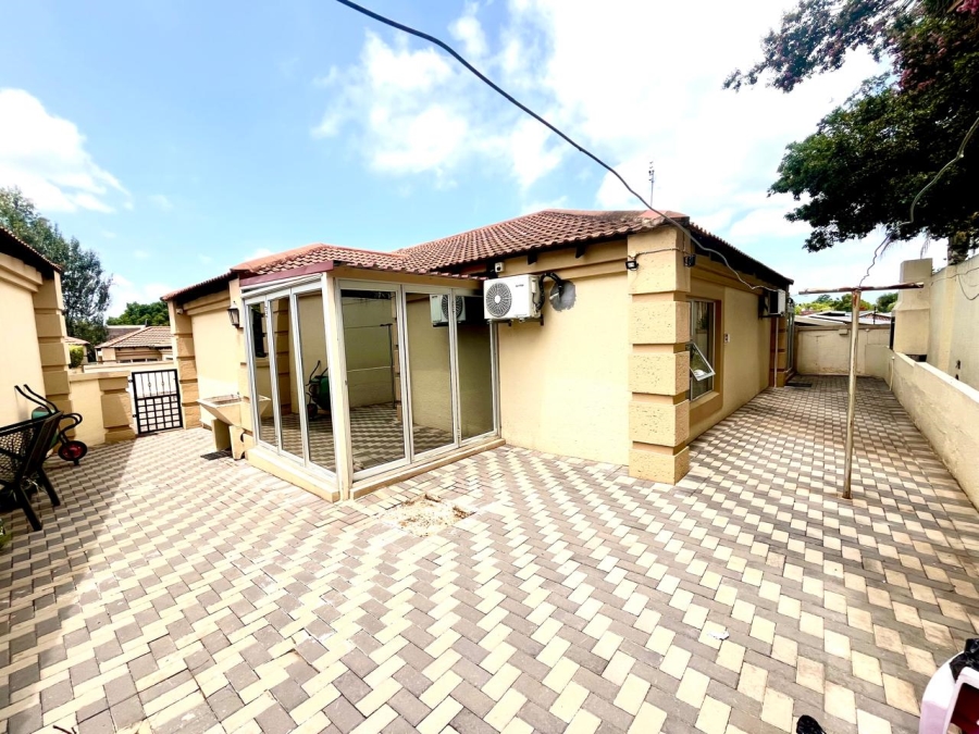 3 Bedroom Property for Sale in Aviary Hill KwaZulu-Natal