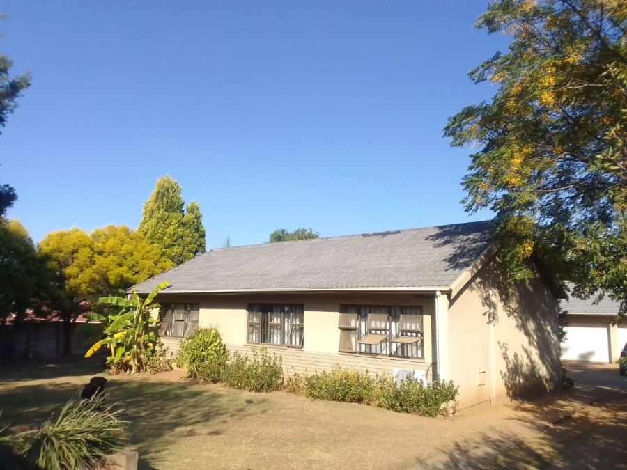 4 Bedroom Property for Sale in Amiel Park KwaZulu-Natal