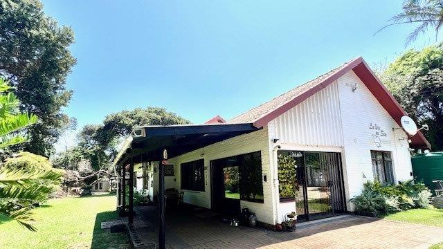 2 Bedroom Property for Sale in Southport KwaZulu-Natal