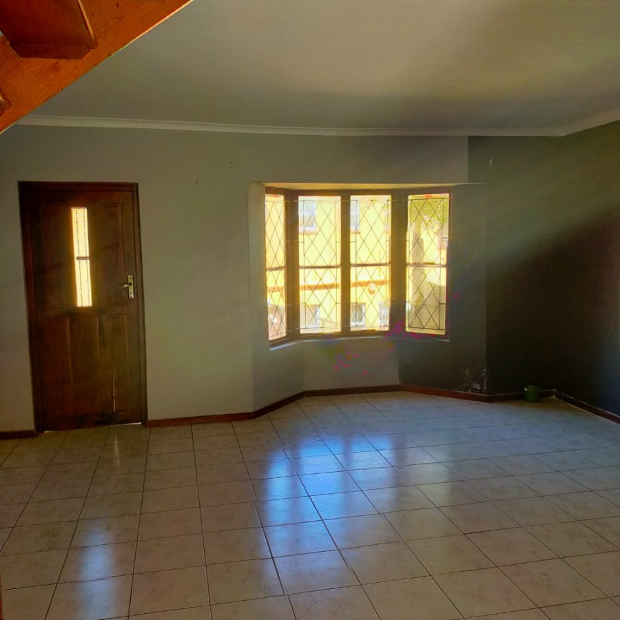 3 Bedroom Property for Sale in Empangeni Central KwaZulu-Natal