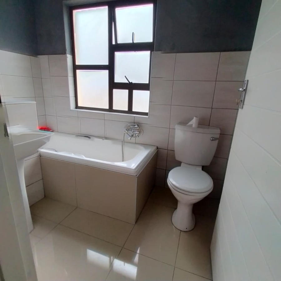 3 Bedroom Property for Sale in Empangeni Central KwaZulu-Natal