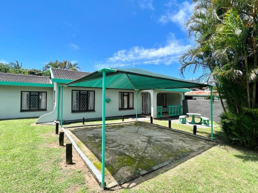 3 Bedroom Property for Sale in Uvongo KwaZulu-Natal