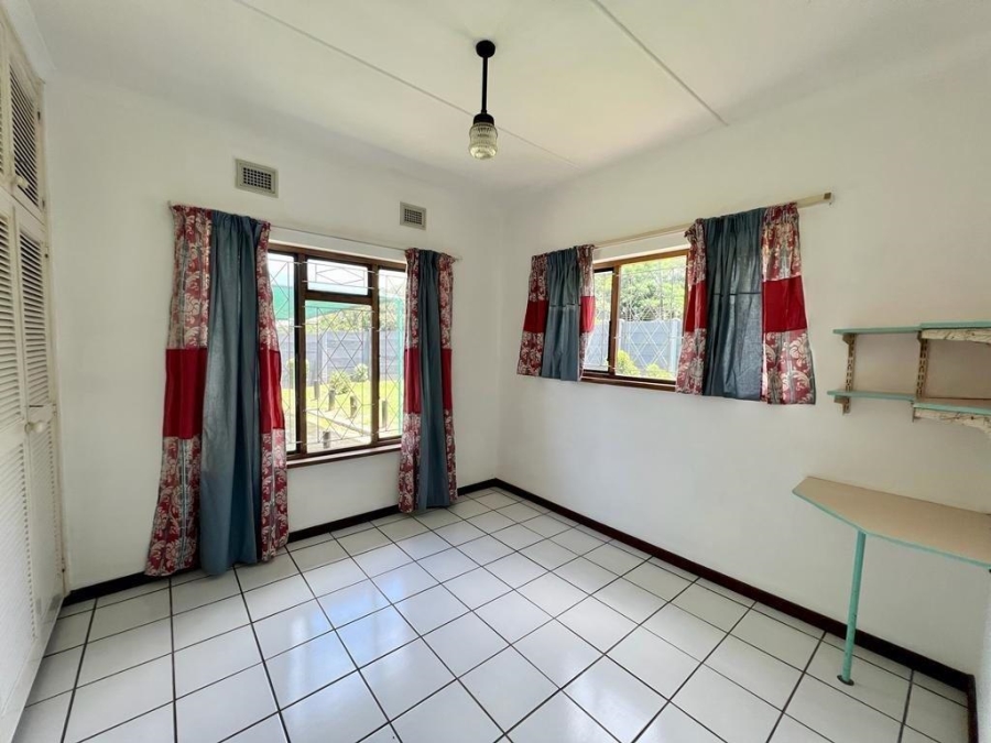 3 Bedroom Property for Sale in Uvongo KwaZulu-Natal