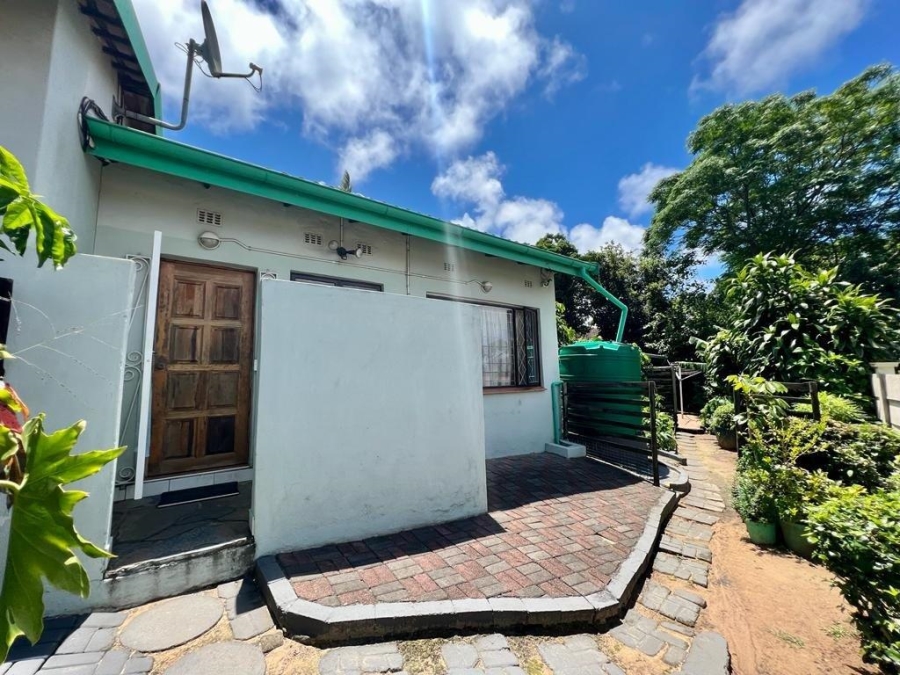 3 Bedroom Property for Sale in Uvongo KwaZulu-Natal