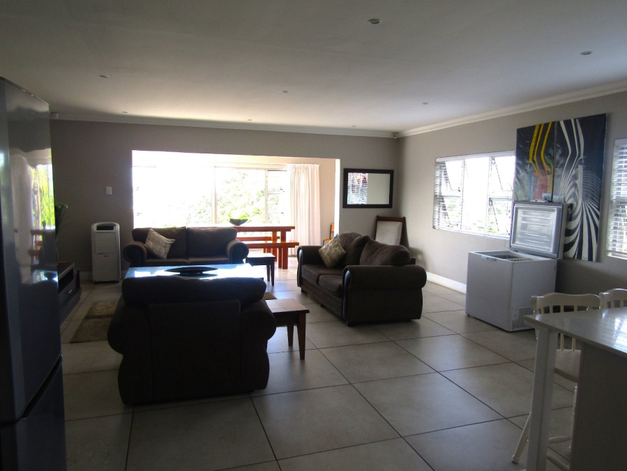 5 Bedroom Property for Sale in Pennington KwaZulu-Natal