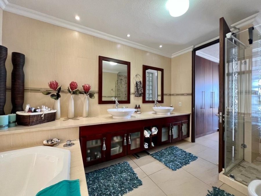 4 Bedroom Property for Sale in Margate KwaZulu-Natal