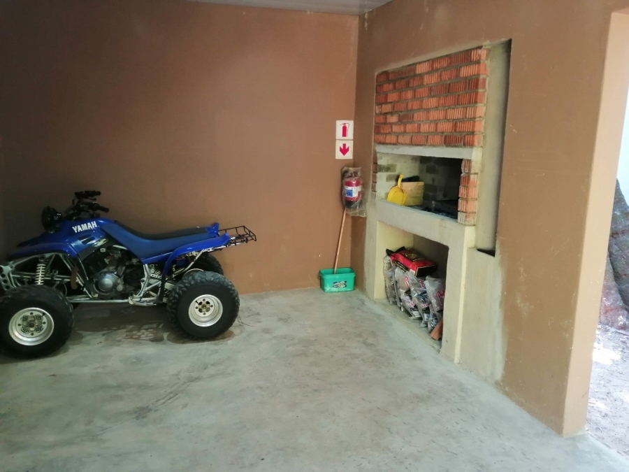 2 Bedroom Property for Sale in Umzumbe KwaZulu-Natal