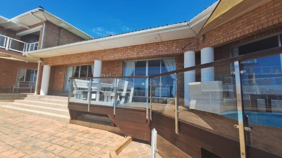 6 Bedroom Property for Sale in Mtwalume KwaZulu-Natal