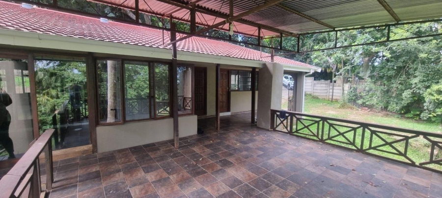 3 Bedroom Property for Sale in Umtentweni KwaZulu-Natal