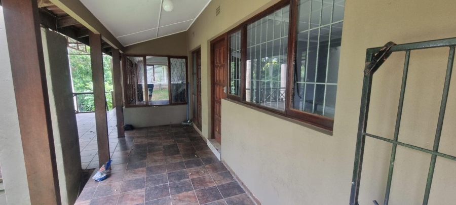 3 Bedroom Property for Sale in Umtentweni KwaZulu-Natal