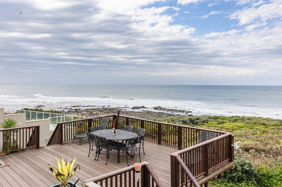 6 Bedroom Property for Sale in Shelly Beach KwaZulu-Natal