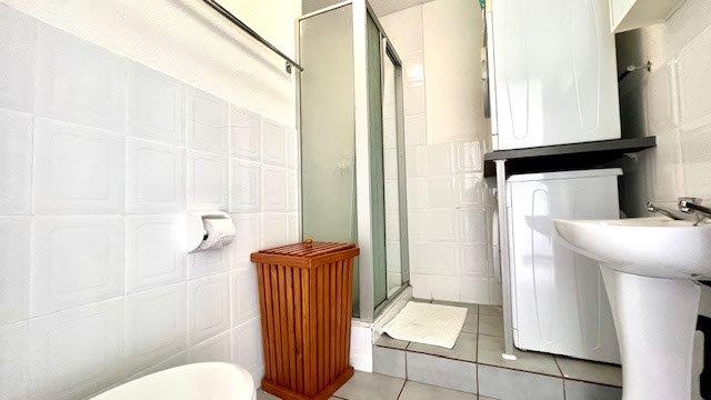 3 Bedroom Property for Sale in Uvongo KwaZulu-Natal