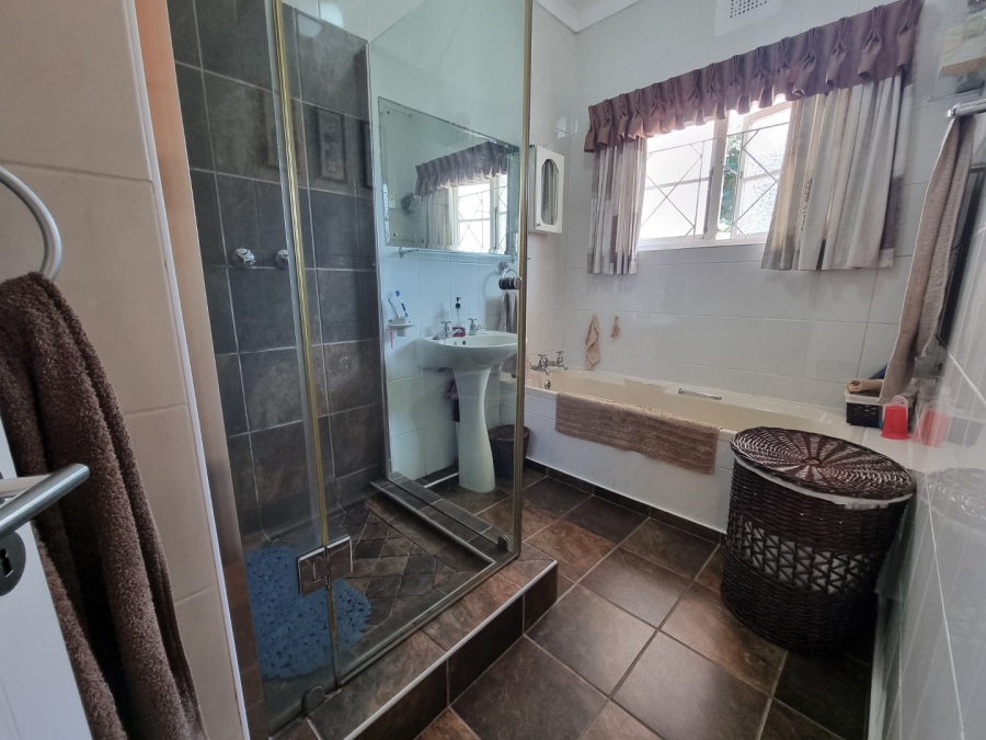 3 Bedroom Property for Sale in Oslo Beach KwaZulu-Natal