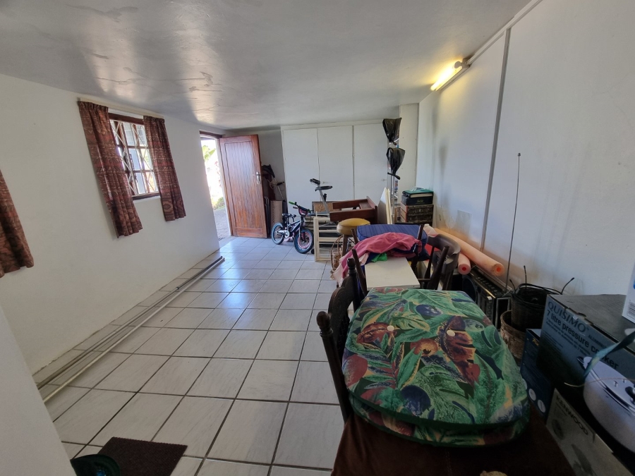 3 Bedroom Property for Sale in Oslo Beach KwaZulu-Natal