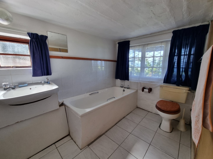 3 Bedroom Property for Sale in Oslo Beach KwaZulu-Natal