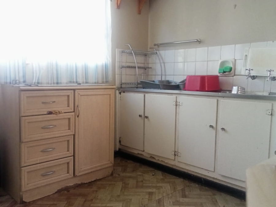 4 Bedroom Property for Sale in Schuinshoogte KwaZulu-Natal