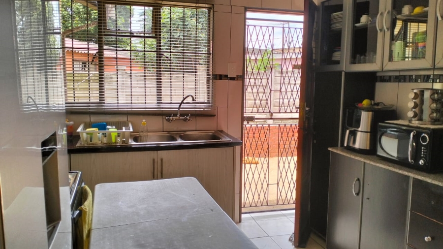 3 Bedroom Property for Sale in Lotusville KwaZulu-Natal