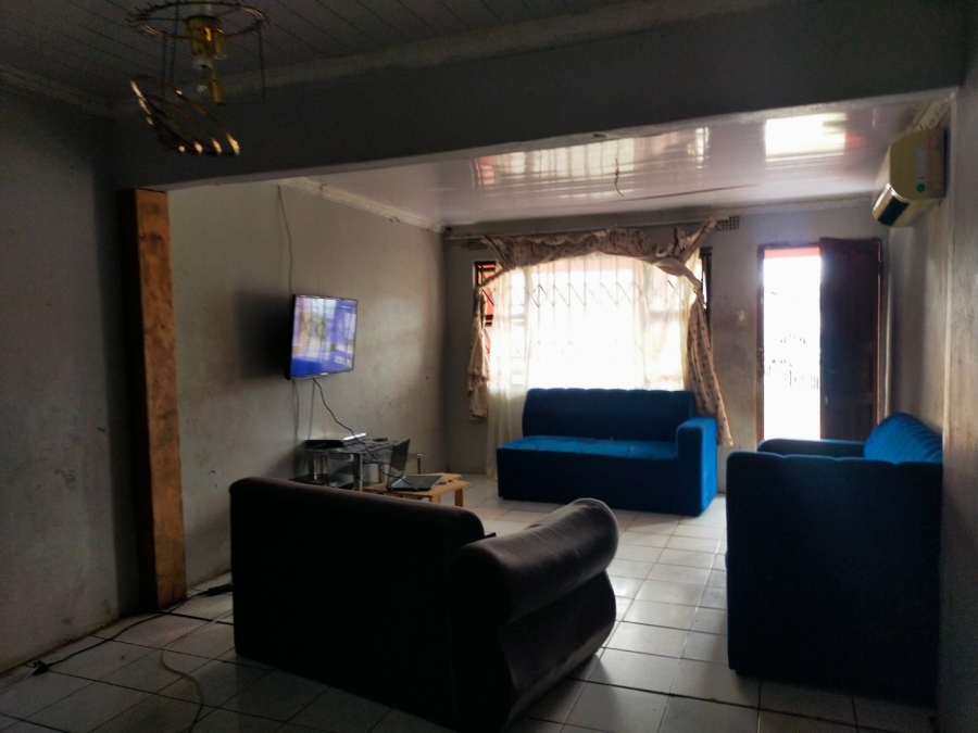 3 Bedroom Property for Sale in Esikhawini KwaZulu-Natal