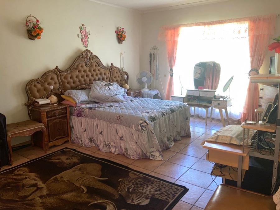 4 Bedroom Property for Sale in Pioneer Park KwaZulu-Natal