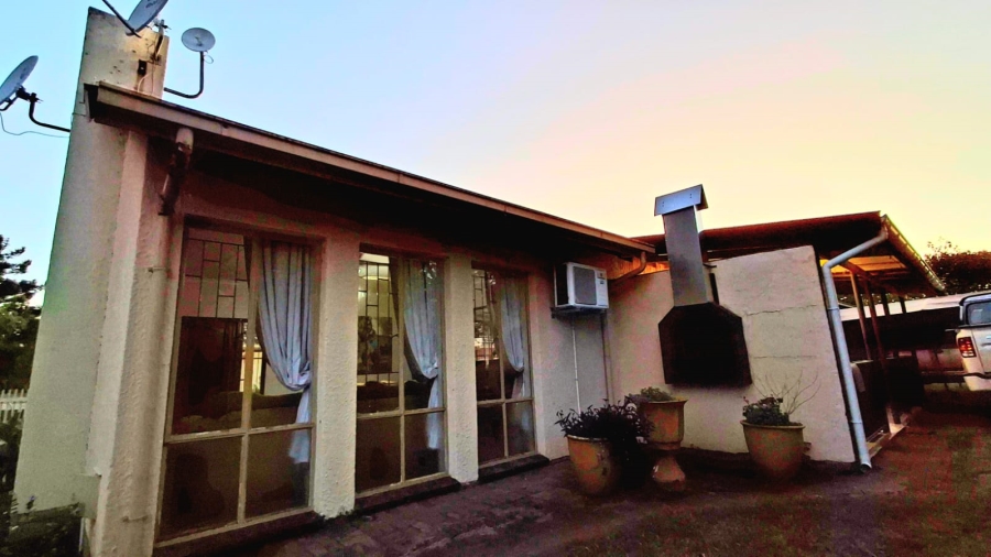 3 Bedroom Property for Sale in Sunnyridge KwaZulu-Natal