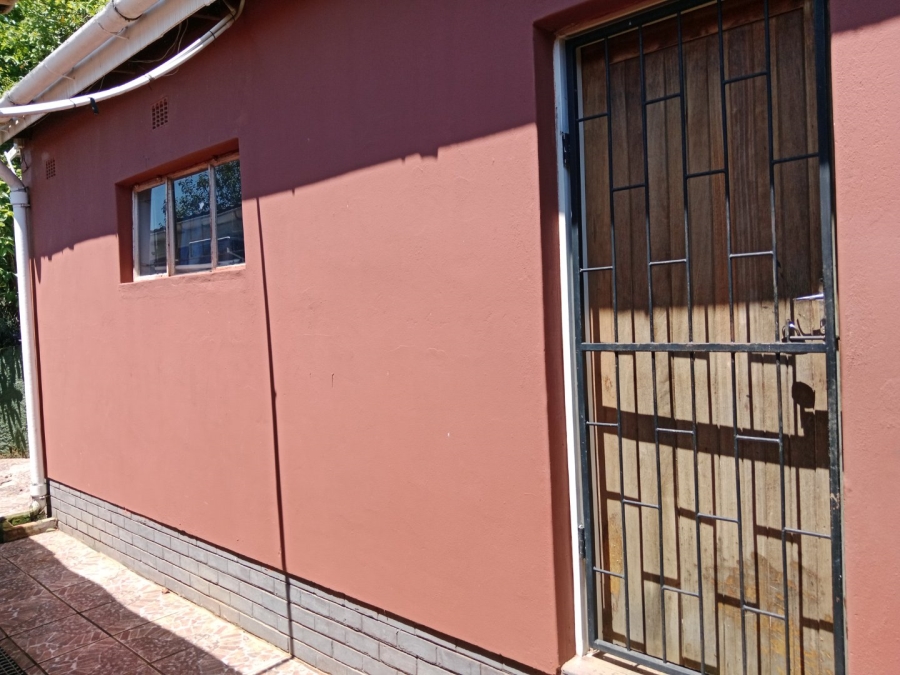 5 Bedroom Property for Sale in Belfort Estate KwaZulu-Natal