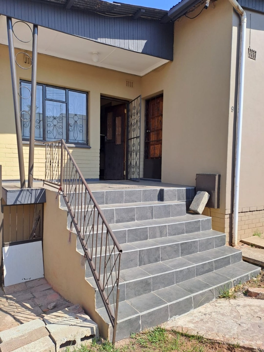 3 Bedroom Property for Sale in Newholme KwaZulu-Natal