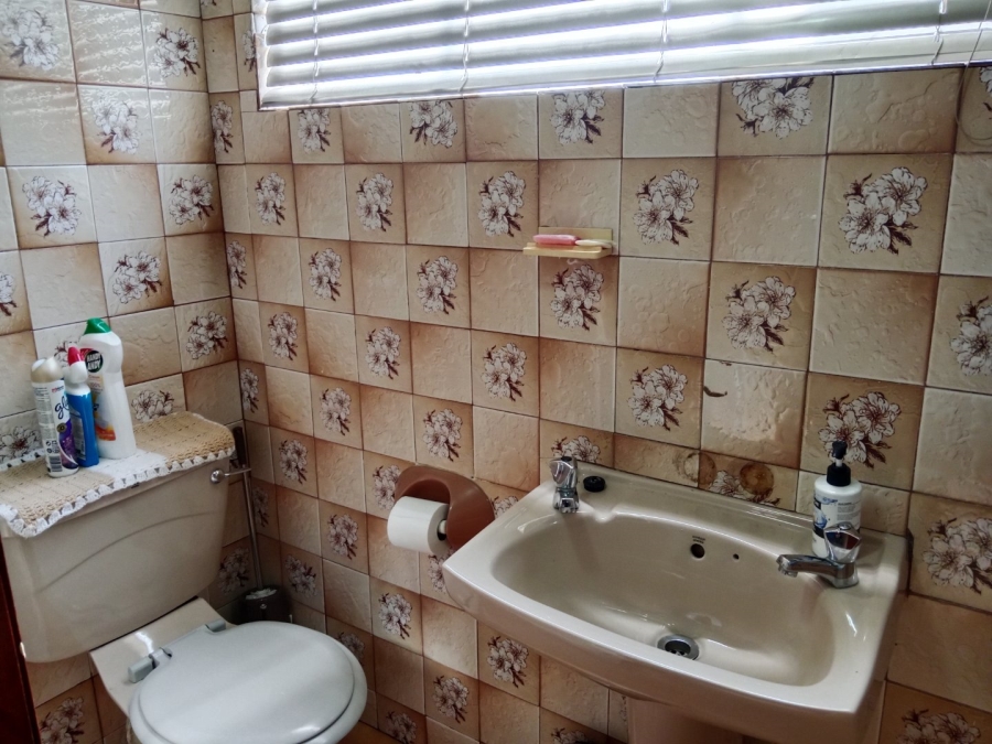 4 Bedroom Property for Sale in Allandale KwaZulu-Natal