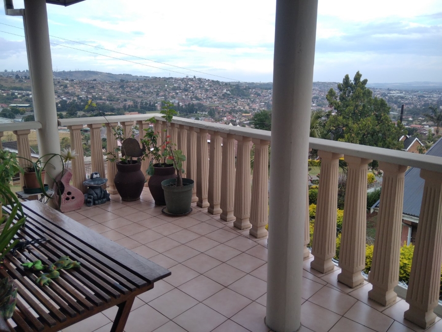 3 Bedroom Property for Sale in Newholme KwaZulu-Natal