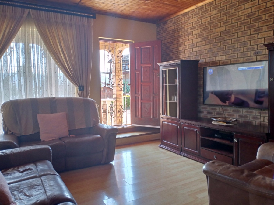 3 Bedroom Property for Sale in Raisethorpe KwaZulu-Natal