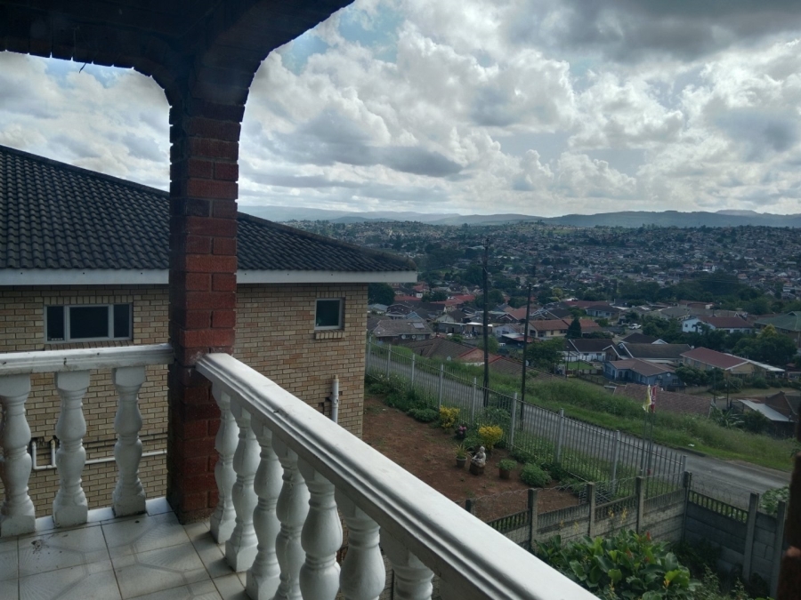4 Bedroom Property for Sale in Raisethorpe KwaZulu-Natal