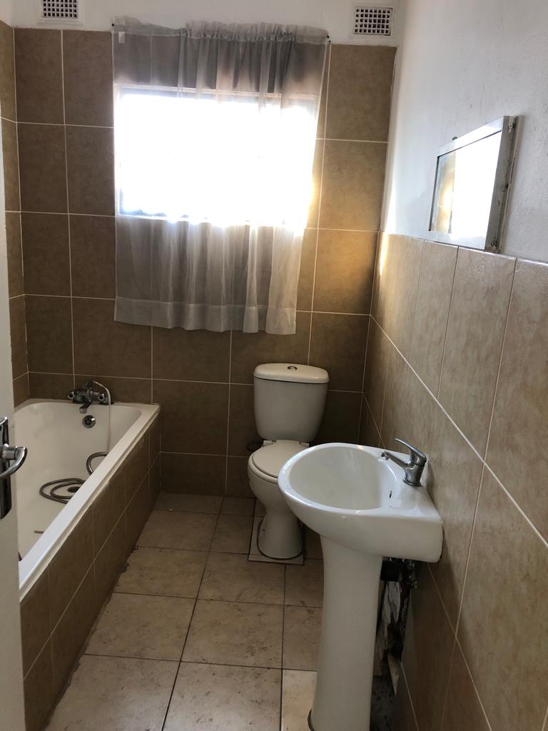 4 Bedroom Property for Sale in Raisethorpe KwaZulu-Natal